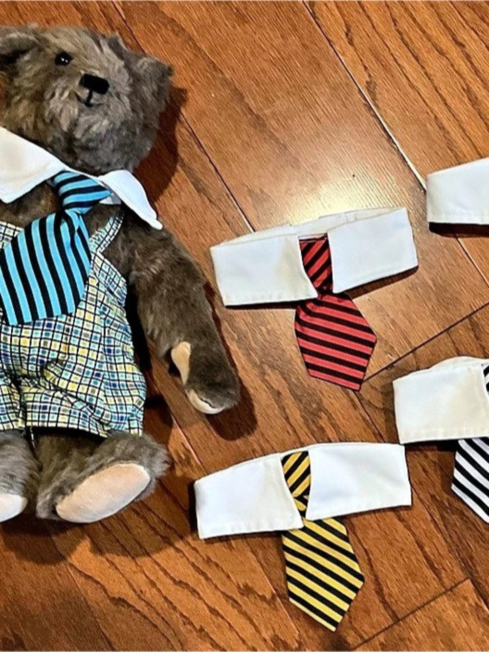 Cat  / dog Velcro Detachable collar with Striped Ties